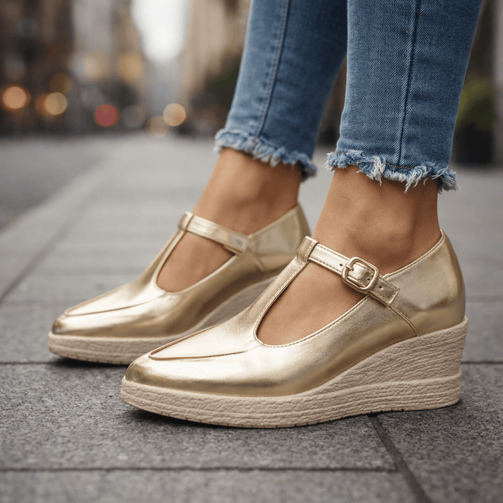 Soleya Rise Wedges