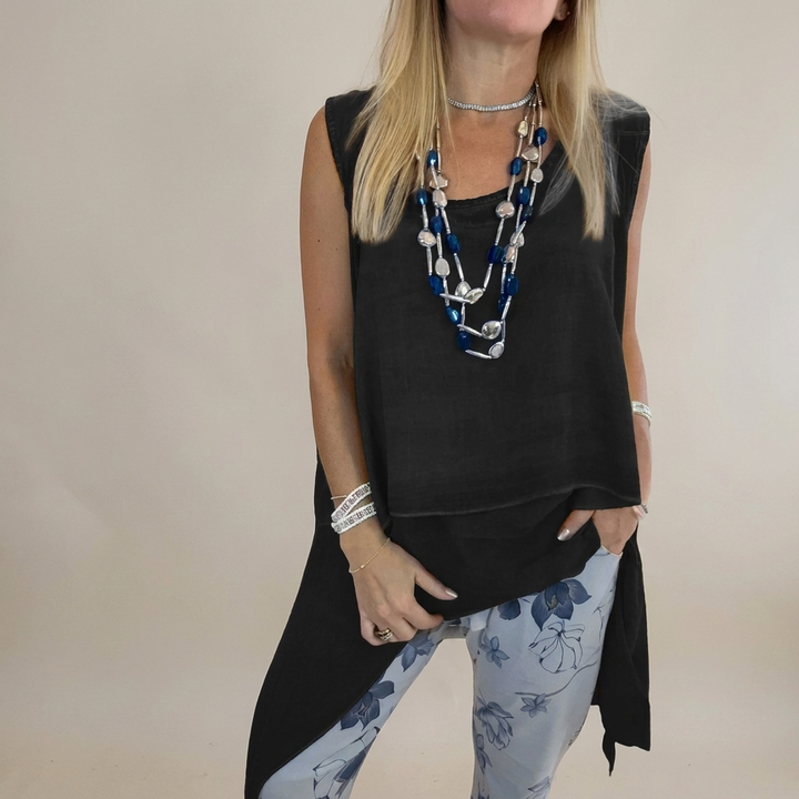 Oriane – Women’s Two-Piece Set: Sleeveless Top and Printed Pants
